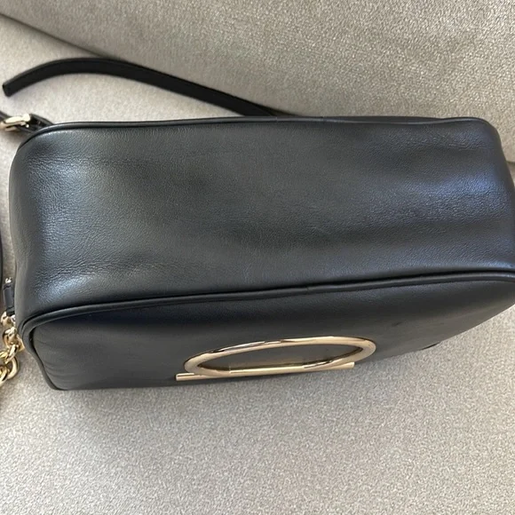 Salvatore Ferragamo Gancino Camera Leather Crossbody bag - Picture 5 of 11